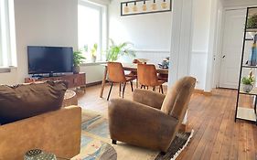 Super zonnige en ruime penthouse 50m van zeedijk